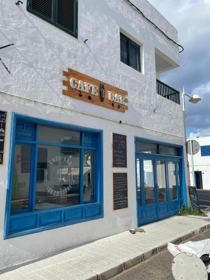 Famara Hostel エクステリア 写真