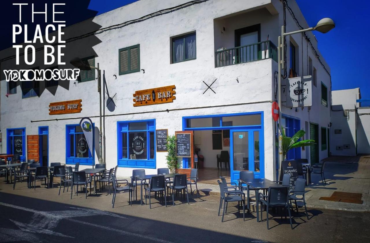 Famara Hostel エクステリア 写真